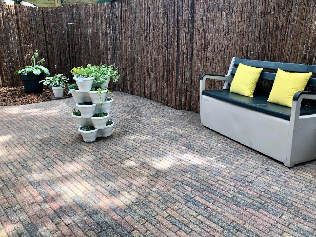 Retro Relax Resort Midden In Het Bos Op De Veluwe In Putten Zewnętrze zdjęcie