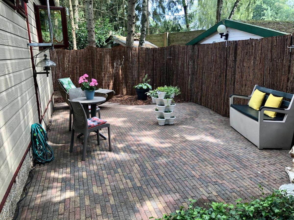Retro Relax Resort Midden In Het Bos Op De Veluwe In Putten Zewnętrze zdjęcie